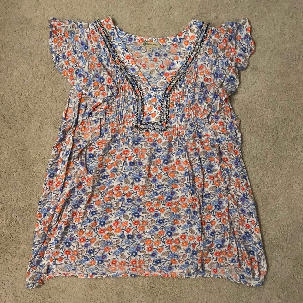 Women’s Size Medium Democracy Brand Orange And Blue Flower Print Shirt/Blouse.